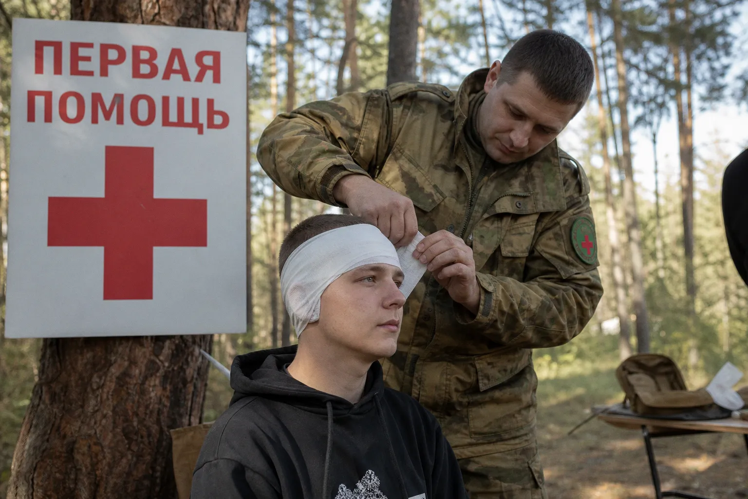 В Локосово прошёл мастер-класс по первой помощи от фельдшеров